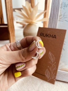 AROS PASANTES LUNA RELIEVE HUECA