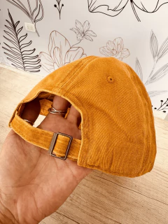 Imagen de GORRA NEVADA MOSTAZA