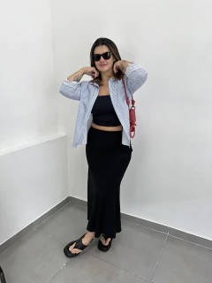 Camisa Izzie na internet