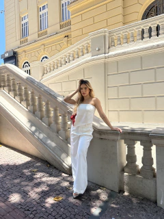 Blusa de Alfaiataria Creta - Chartô