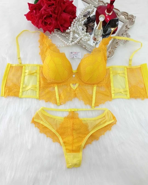 Conjunto Luxo chantilly - AMARELO