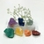 Kit Pedras dos 7 Chakras + Pedra Selenita. Os Chakras são centros energéticos que vibram. Kit: Selenita Branca, Jaspe Vermelho, Calcita Laranja, Calcita Amarela, Quartzo verde, Água marinha, Sodalita e Ametista. Compre Ynayê na Make a Pause.