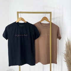 T-shirt Tua Graça na internet