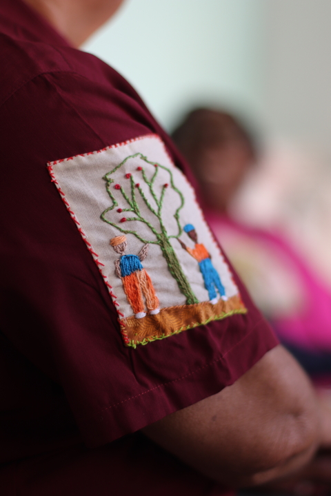 Camisa Awêry Arte Fátima Aparecida