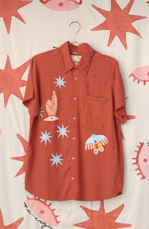 Camisa Awêry Arte por Clau Epiphanio