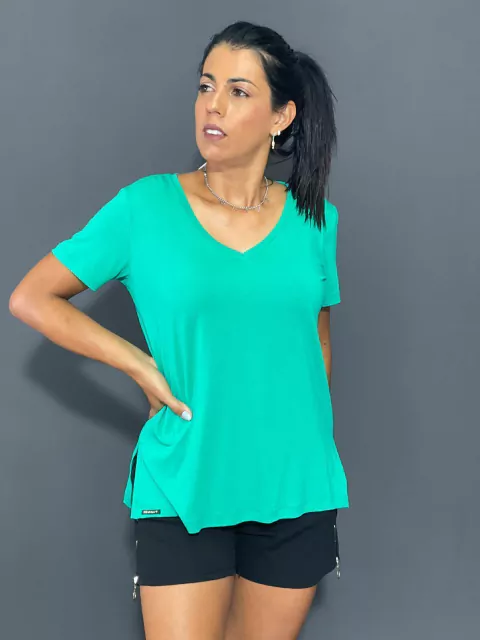 Blusa Floralia K2B Moletinho Em Viscose Gola V