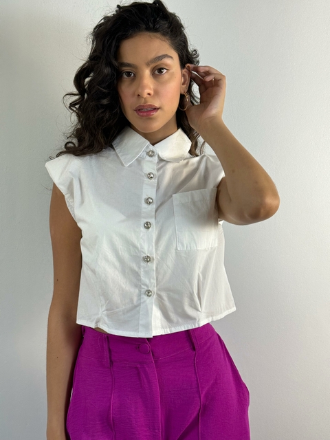 Cropped com ombreira muscle tee botões com cristais REF2051