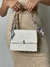Bolsa em couro sintético e lenço na alça elegante REF1106163 - Loja Hipátia