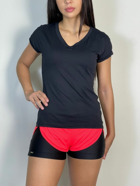 Blusa de academia K2B em poliamida tecido respiravél Naniary
