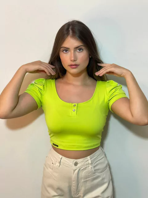 Cropped Betalina K2B manga bufante poliamida