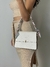 Bolsa em couro sintético e lenço na alça elegante REF1106163 na internet