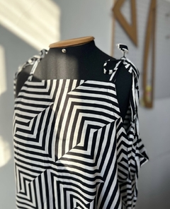 Vestido Curto Geométrico - comprar online