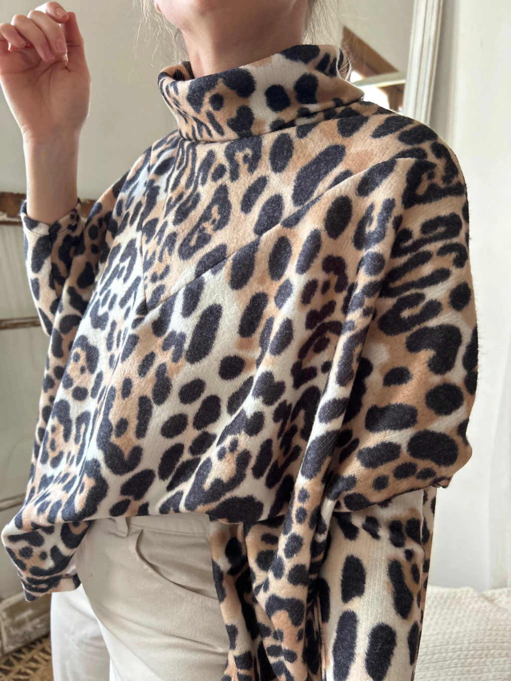POLERA TIGRE PRINT