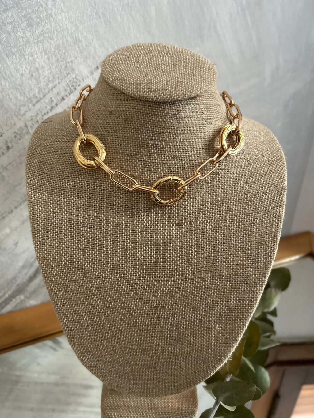 COLLAR 1874 DORADO