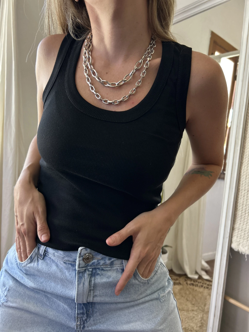 MUSCULOSA OLIVIA NEGRA