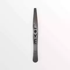 Pinza para cejas LOVE (018768) LOVE