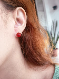 Brinco Bolinha de esfera natural na internet