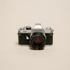 Câmera Pentax K2 com Lente 50mm F2