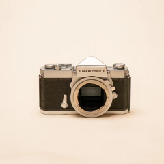 Câmera Nikon Nikkormat FT somente corpo