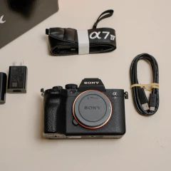 Câmera Digital Sony a7IV Corpo