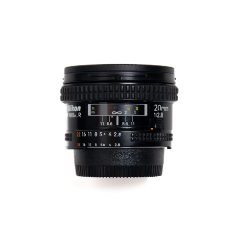 Lente Nikon AF Nikkor 20mm F/2.8