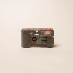 Câmera 35mm com Flash