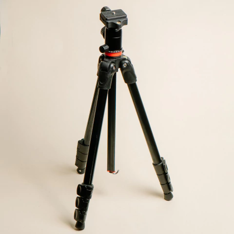 Tripé compacto com cabeça ball head para fotografia