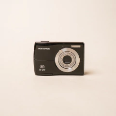Câmera Digital Olympus X-21 - BLACK com MicroSD 8GB
