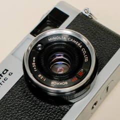 Câmera Minolta Hi-Matic G - comprar online