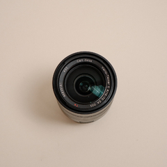 Lente Sony Zeiss Vario-Tessar 4/16-70 ZA OSS T* E-mount APS-C 46839181 - comprar online