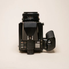 Câmera Pentax 645 com lente 75mm F/2.8 Médio Formato - comprar online
