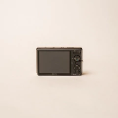 Câmera Digital Sony Cyber-shot DSC-W390 14.1 MPX - Black na internet