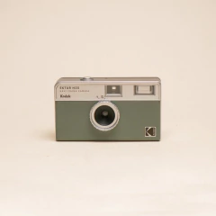 Câmera Kodak EKTAR H35 - Sage Green