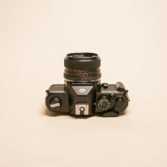 Câmera Yashica FX-3 Super 2000 com lente 50mm 1.9 - comprar online