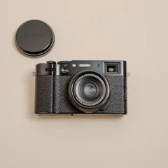 CÂMERA DIGITAL FUJIFILM X100VI BLACK