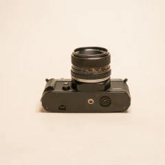 Câmera Yashica FX-3 Super 2000 com lente 50mm 1.9 - FFV