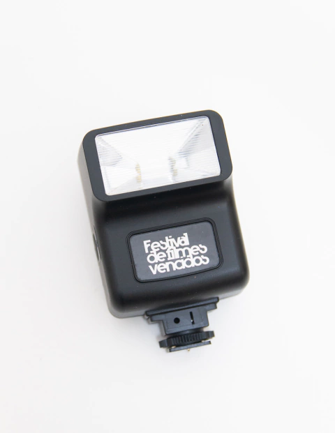 Flash FFV para câmeras analógicas