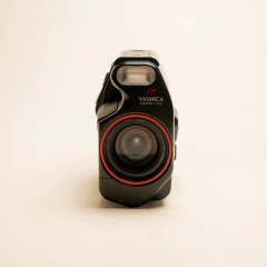 Câmera Yashica Samurai