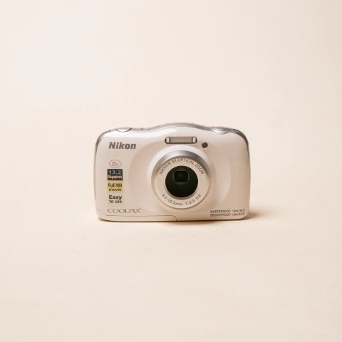 Câmera Digital Nikon Coolpix W100 13.2 MPX