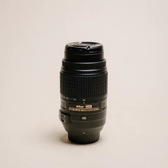 Lente Nikon DX AF-S Nikkor 55-300mm F4.5-5.6