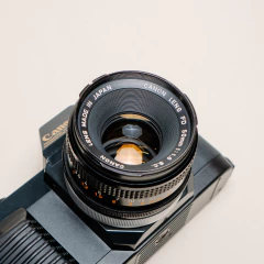 Canon T50 com lente 50mm + Flash na internet