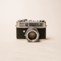 Câmera Yashica LYNX 5000