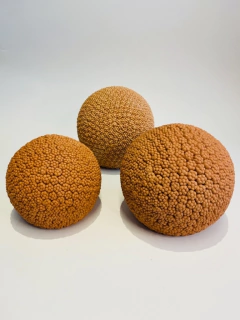 ESFERA PEQUENA MESTRE ZEZINHO 15CM na internet