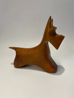 CACHORRO TERRIER EM MADEIRA na internet