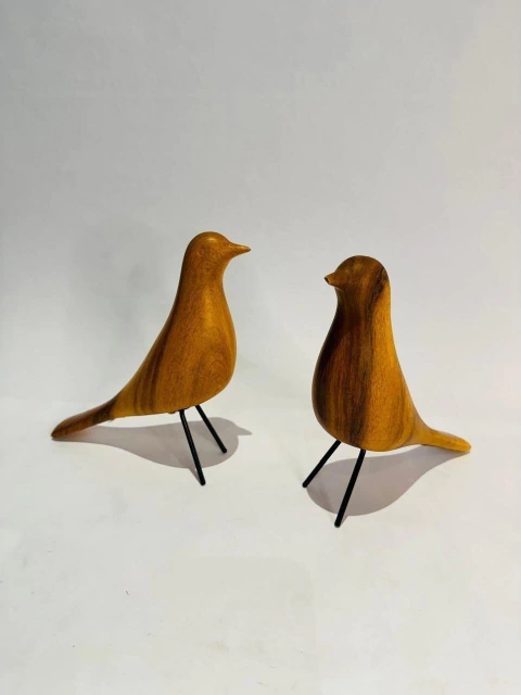 PASSARO EM CERAMICA ESTILO MADEIRA - comprar online