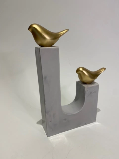 ESCULTURA PASSARO EM POLIRESINA