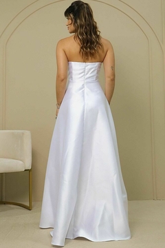 Vestido Noiva Minimalista Tomara que Caia - REF 1849 na internet