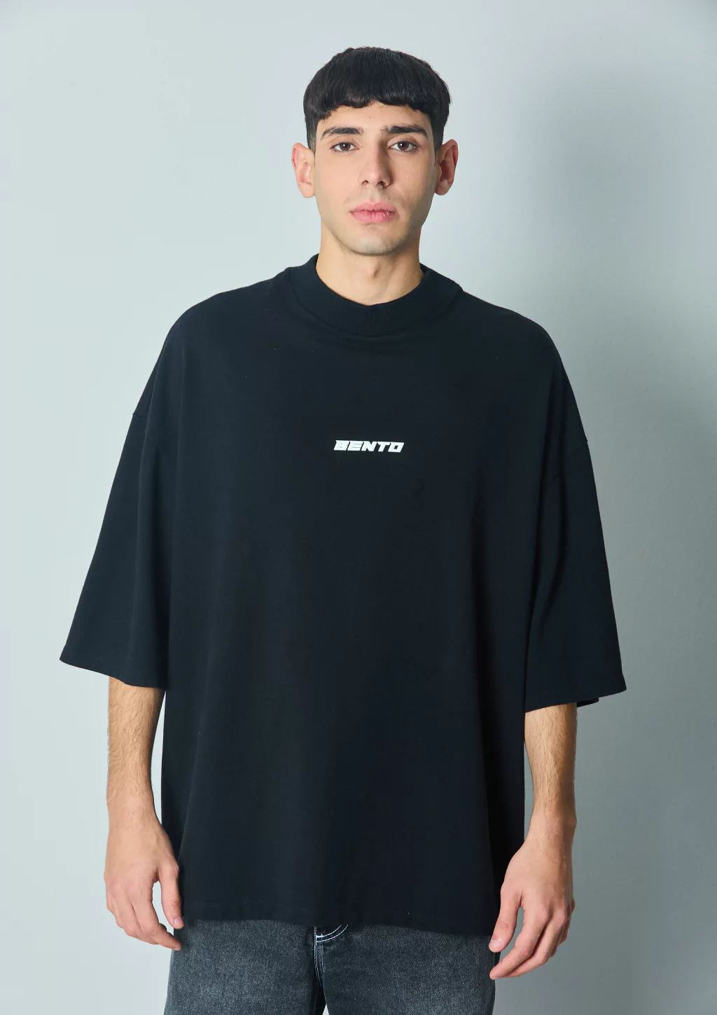 REMERA VILAS NEGRA