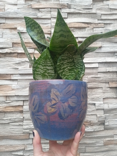 MACETA ARTESANAL CON DISEÑO FLORAL Y ESMALTES TRANSLUCIDOS PRECIOSOS!! - PIEZA UNICA ARTESANAL / TIENE DRENAJE - NO INCLUYE PLANTAS - tienda online