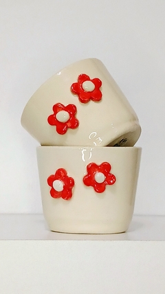 MACETAS CON DISEÑO DE FLORES ROJAS / PIEZA ARTESANAL / TIENE DRENAJE - PRECIO POR UNIDAD en internet